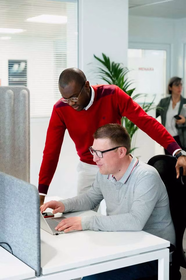 collaborateurs formation professionnelle bureau