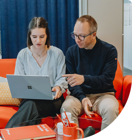 Discussion Consultant Canapé Min